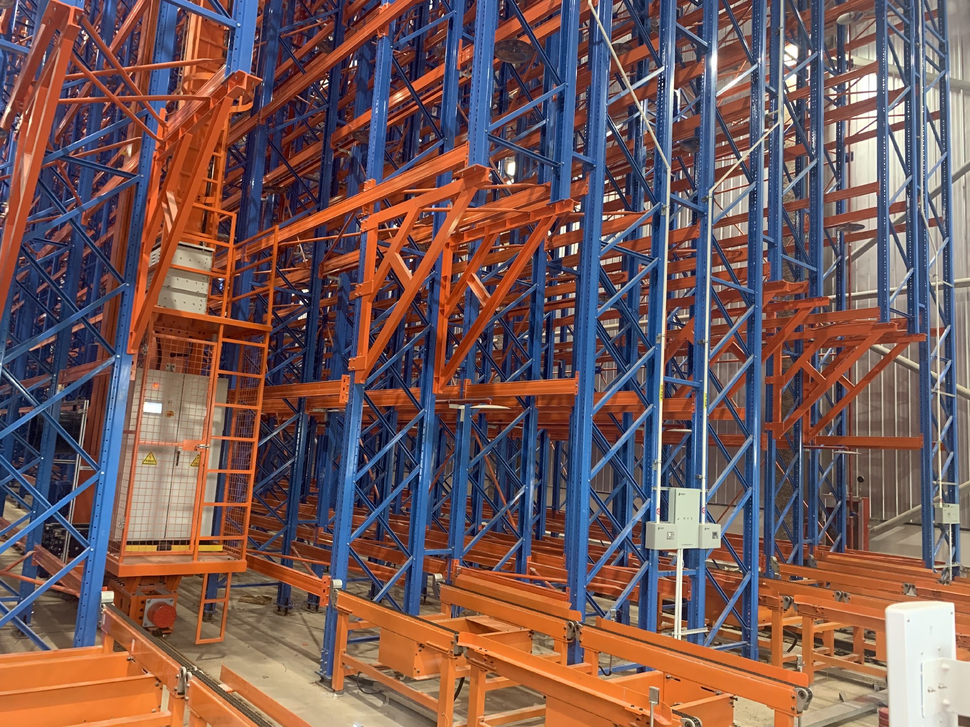 A case of automated warehouse racking for a chemical industry group in Fujian